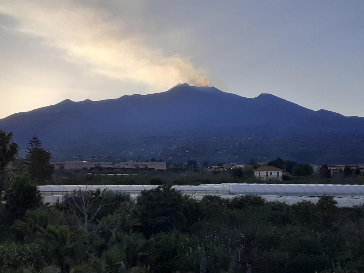 Appartamento Casa Rosario Riposto Esterno foto
