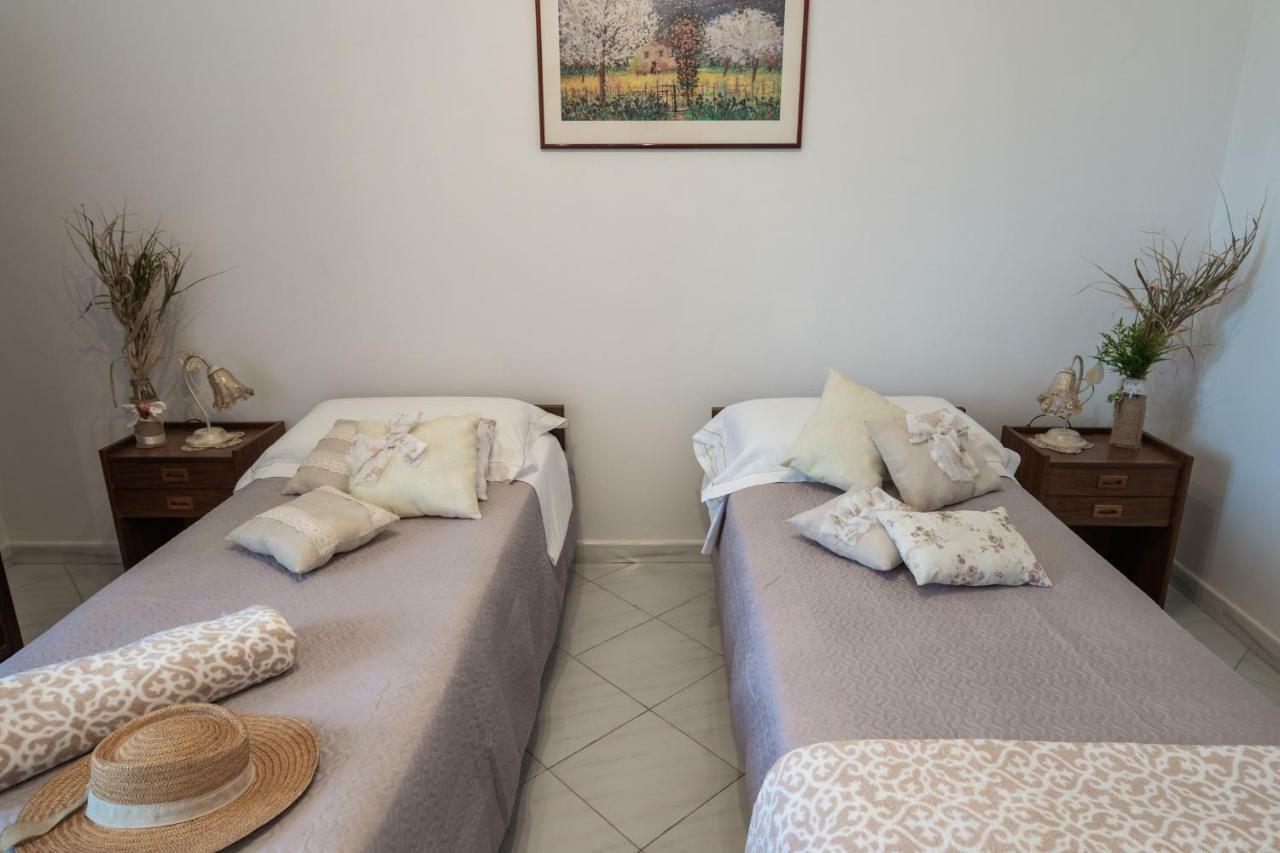 Appartamento Casa Rosario Riposto Esterno foto