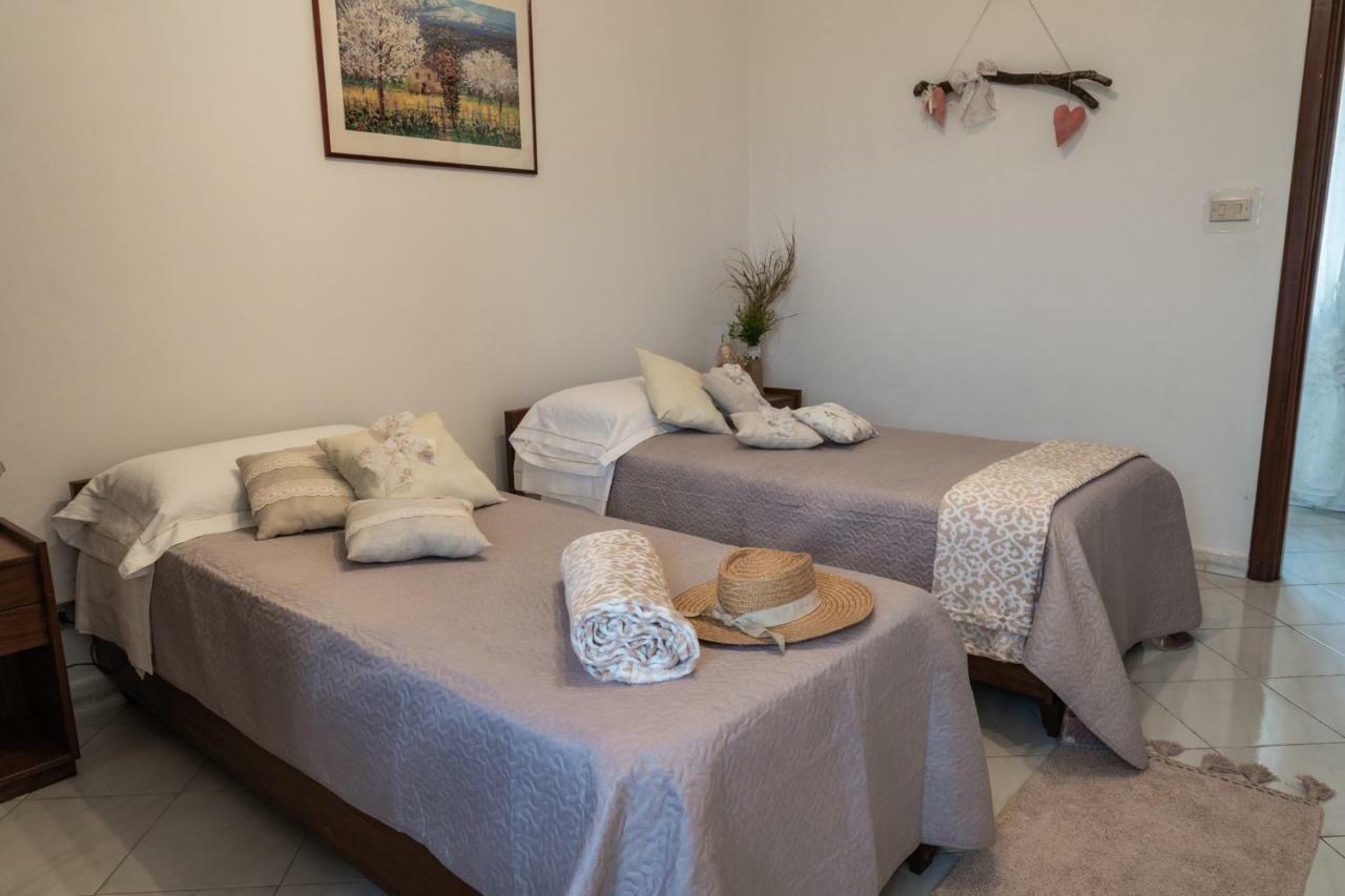 Appartamento Casa Rosario Riposto Esterno foto
